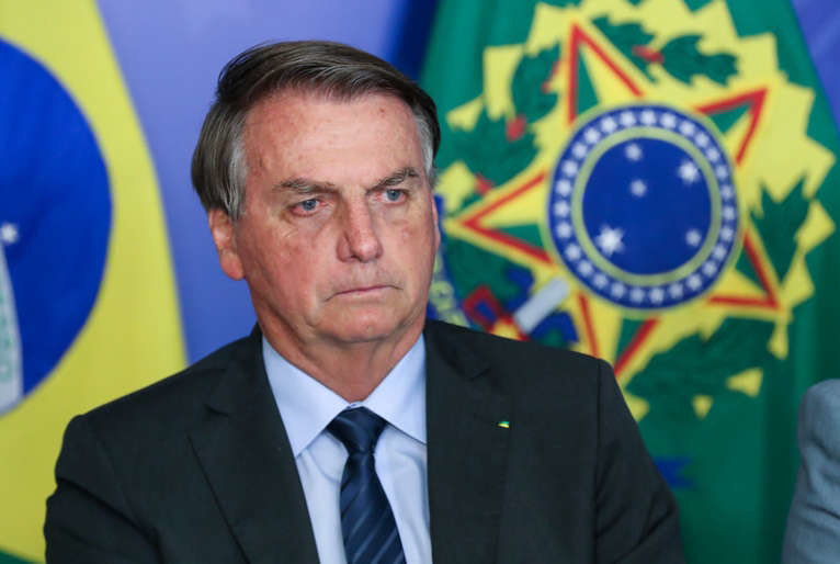 Bolsonaro diz que não há caixa preta do BNDES Pensava que era